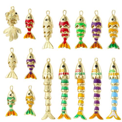 Pendentifs de Émail laiton , poisson, Placage de couleur d'or, DIY & styles différents pour le choix & émail, Vendu par PC