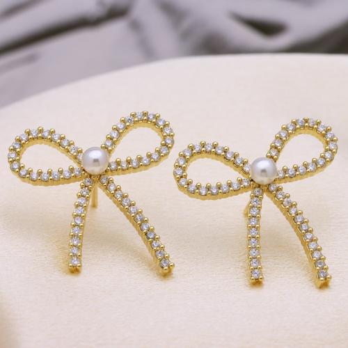 Boucles d'oreilles en laiton zircon cubique pavent, avec perle de plastique, Noeud papillon, Placage de couleur d'or, pavé de micro zircon & pour femme Vendu par paire[