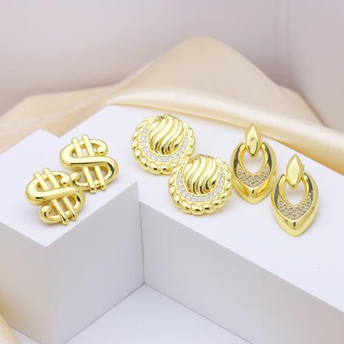 Cubic Zirconia Pendiente Brass Micro Pave, metal, chapado en color dorado, diferentes estilos para la opción & micro arcilla de zirconia cúbica & para mujer, más colores para la opción, Vendido por Par