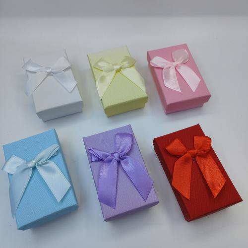 Boîte Cadeau de bijoux, papier, rectangle, impression, Anti-poussière & modèles différents pour le choix & avec une décoration de noeud à boucles, couleurs mélangées Vendu par lot