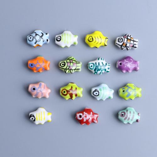 Perles porcelaine animaux, poisson, dessiné à la main, DIY & double face, plus de couleurs à choisir Environ 2mm Vendu par sac