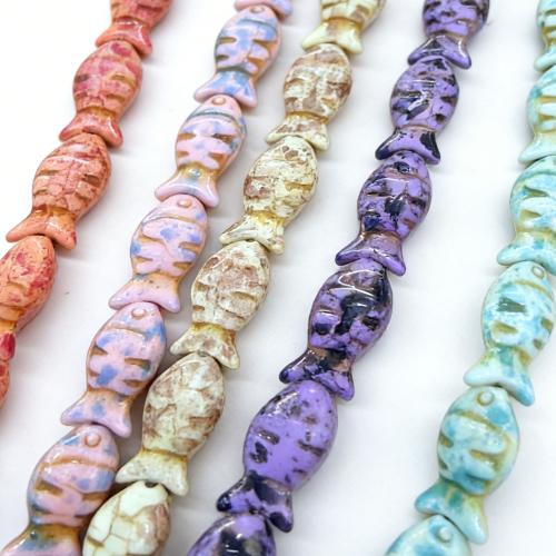 Synthetische Türkis Perlen, Fisch, geschnitzt, DIY, keine, 11x24mm, ca. 17PCs/Strang, verkauft von Strang