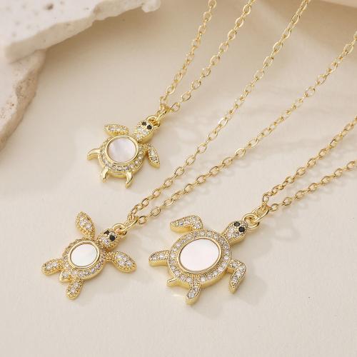 Корень Циркон Микро вымощает латунь ожерелье, Латунь, с Белая ракушка, с 5cm наполнитель цепи, плакированный настоящим золотом, ювелирные изделия моды & регулируемый & разные стили для выбора & инкрустированное микро кубического циркония & Женский, Много цветов для выбора, длина:Приблизительно 45 см, продается Strand