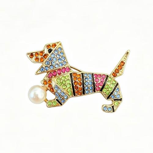 Zinc Alloy Brooch, with Plastic Pearl, Dog, gold color plated, Unisex & with rhinestone 