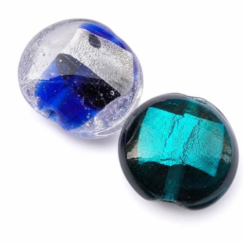 Perles murano feuille d'argent, chalumeau, Plat rond, translucide, couleurs mélangées Environ 2mm Vendu par sac