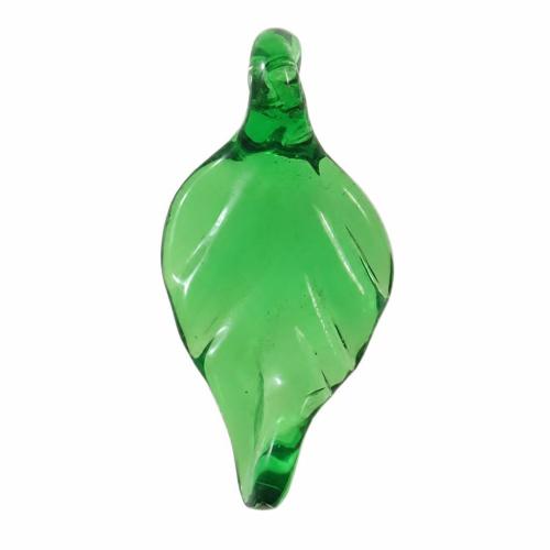 植物ランプワークペンダント, ランプワーク, 葉っぱ, ハンドメイド, ツイスト, グリーン 穴:約 3mm, 売り手 パソコン