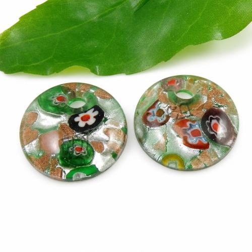 Pendentif Murano pour boucle d'oreille, chalumeau, Plat rond, avec tranche de millefiori & sable d'or et feuille d'argent Environ 5mm, Vendu par paire