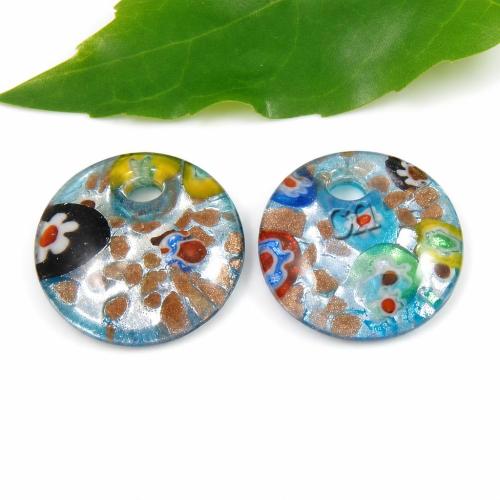 Pendentif Murano pour boucle d'oreille, chalumeau, Plat rond, avec tranche de millefiori & sable d'or et feuille d'argent Environ 5mm, Vendu par paire