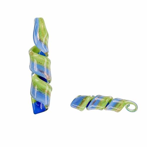 Pendentif Murano pour boucle d'oreille, chalumeau, spiral, plus de couleurs à choisir Vendu par paire