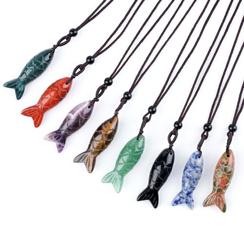 Piedras preciosas collar, con cordón poliéster, Pez, Tallado, diferentes materiales para la opción & unisexo, longitud:aproximado 35 cm, Vendido por UD