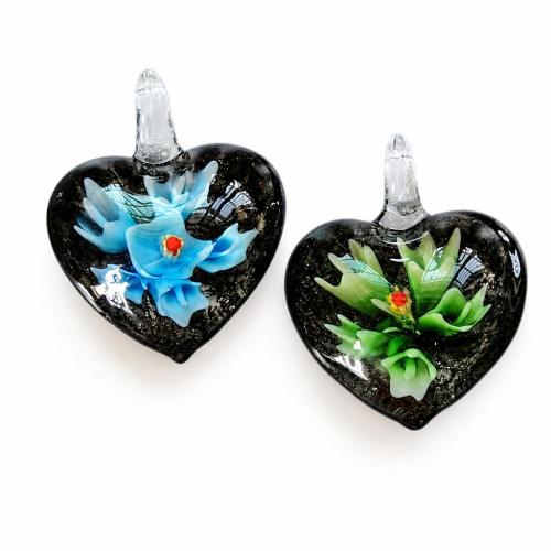 Colgantes de cristal de flor interior, Cristal de murano, con Caja de plástico, Corazón, color mixto, 31x32x17mm, agujero:aproximado 7mm, 12PCs/Caja, Vendido por Caja