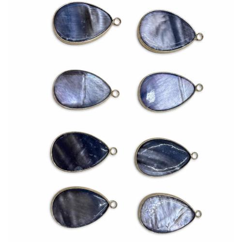 Colgantes de Nácar Natural, Concha de agua dulce, con aleación de zinc, Gota, chapado, enviado al azar & Bricolaje, 35x21x8mm, agujero:aproximado 3mm, Vendido por UD[