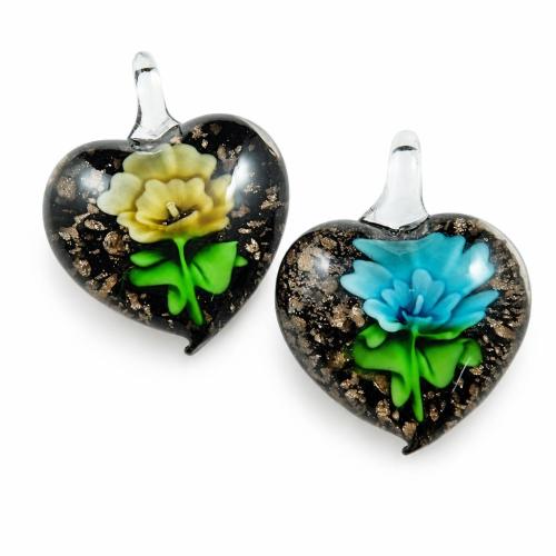 Innere Blume Murano Anhänger, Lampwork, mit Kunststoff Kasten, Herz, Goldsand & innen Blume, gemischte Farben, 36x38x12mm, Bohrung:ca. 9mm, 12PCs/Box, verkauft von Box