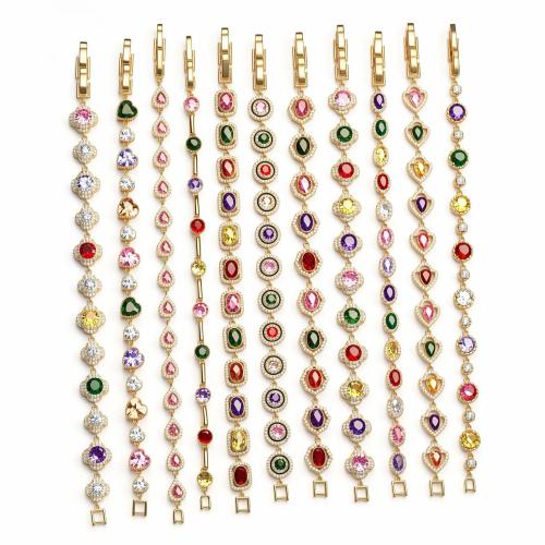 Alliage de cuivre bracelet, Placage de couleur d'or, styles différents pour le choix & pavé de micro zircon & pour femme Environ 21 cm, Vendu par PC