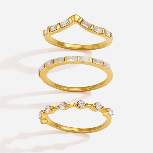 304 Edelstahl Fingerring, goldfarben plattiert, verschiedene Größen vorhanden & verschiedene Stile für Wahl & Micro pave Zirkonia & für Frau, Größe:6-8, verkauft von PC