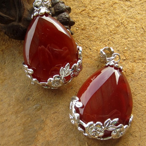 8:Red Agate