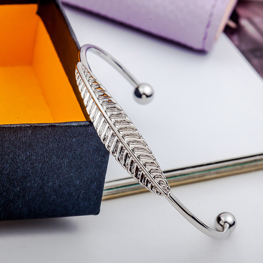 2:platinum color plated