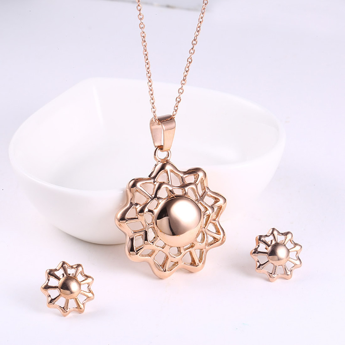 1:rose gold color plated