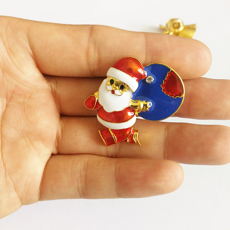 A 29x35mm Santa Claus