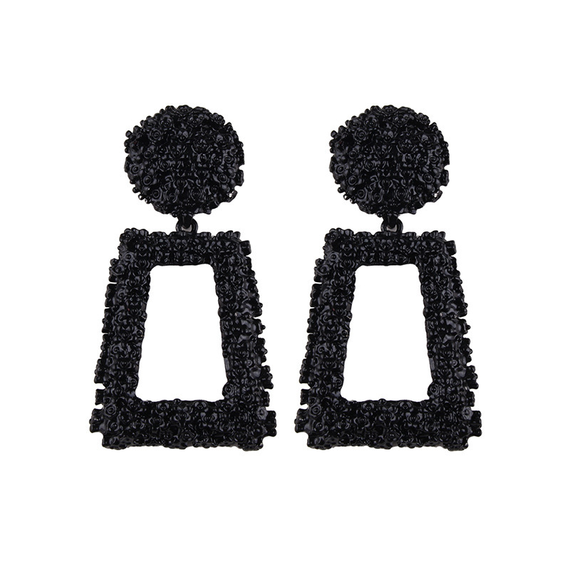 3:Negro