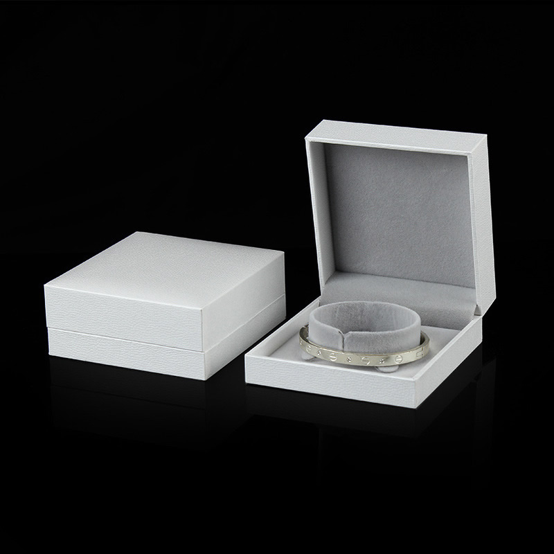 Bracelet Box