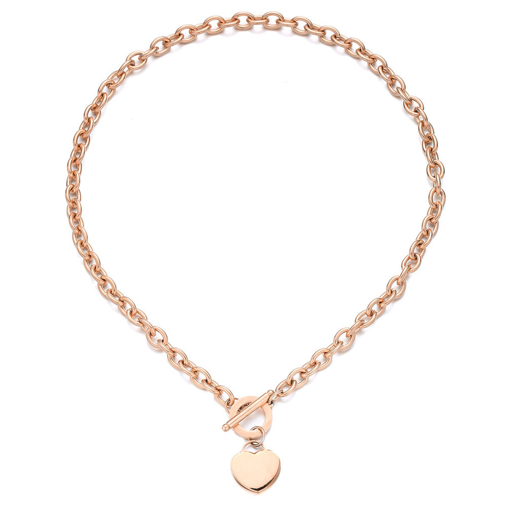 Necklace rose gold color