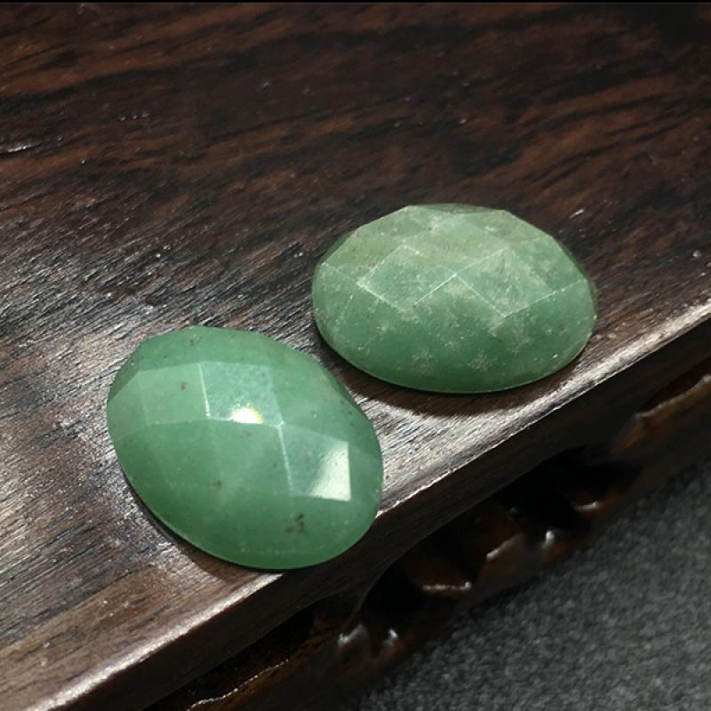 8:Aventurine Glas