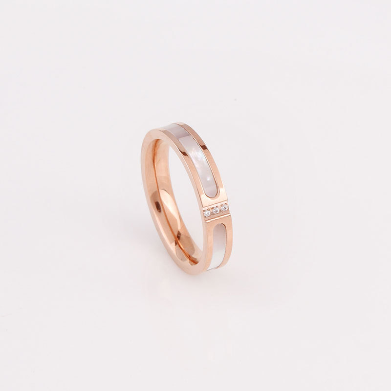 B Finger Ring 17MM