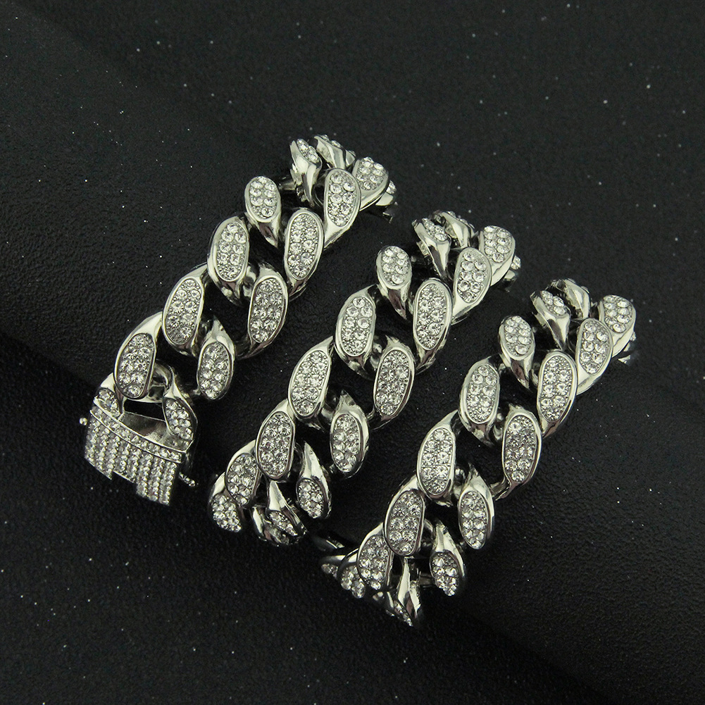 Silver bracelet：8inch