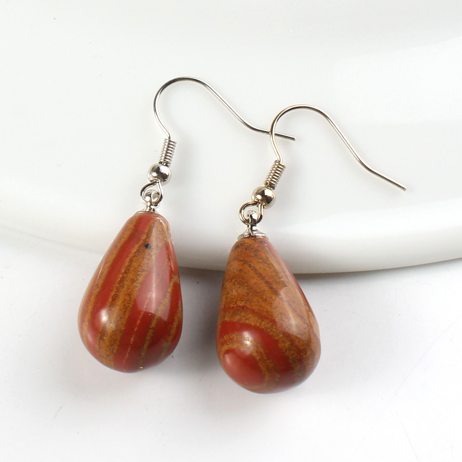 8 red jasper