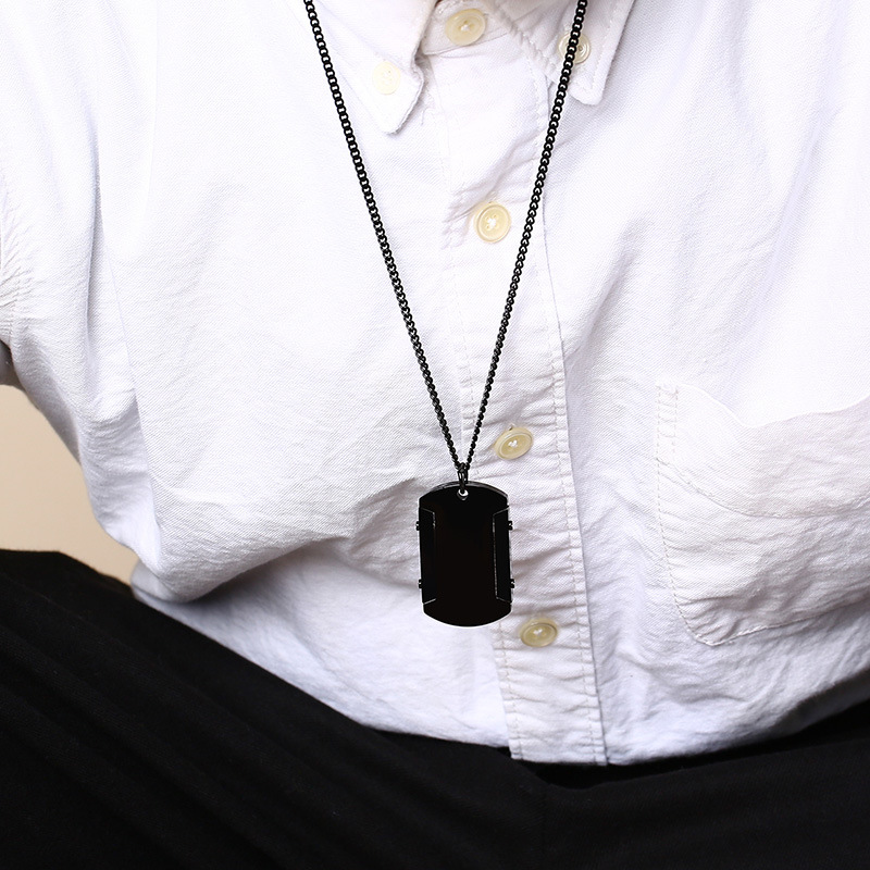 black(Pendant necklace)