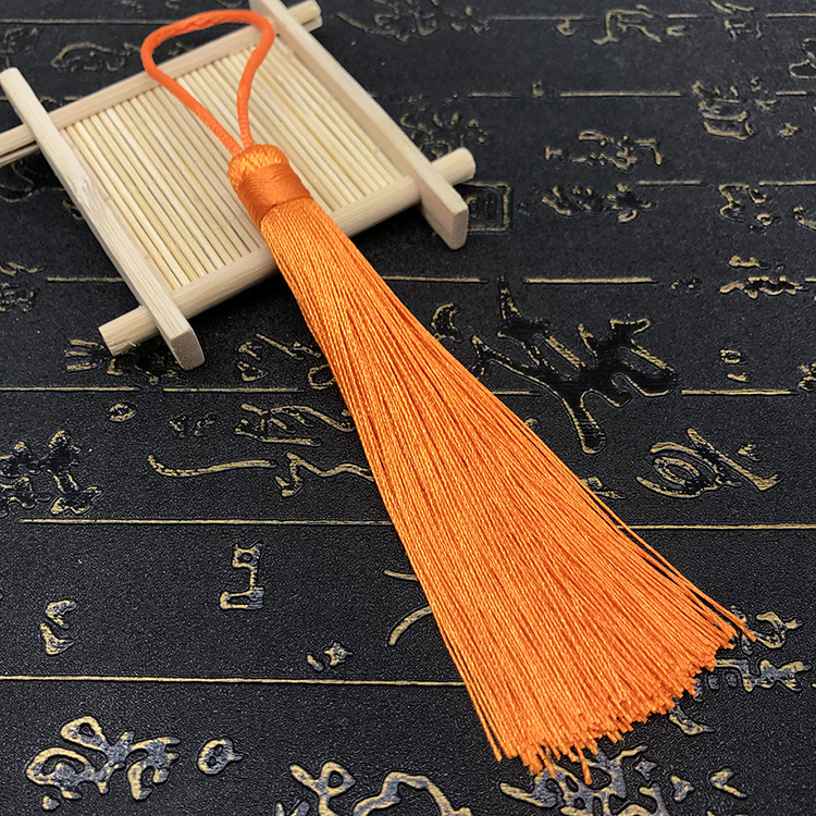 10:Customized tassel [orange]