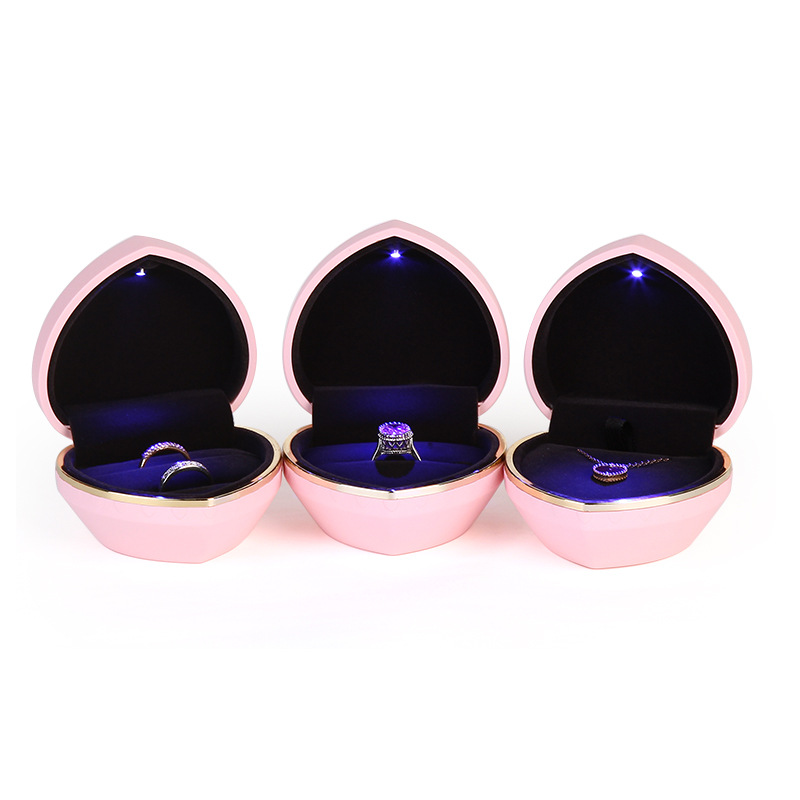 pink Pendant Box