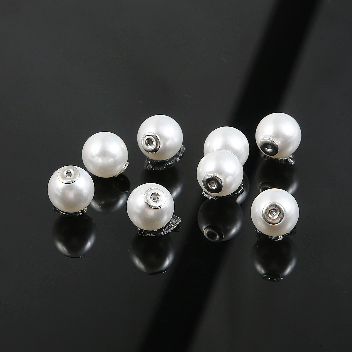 11,white,10mm,hold:1mm,（1 piece）