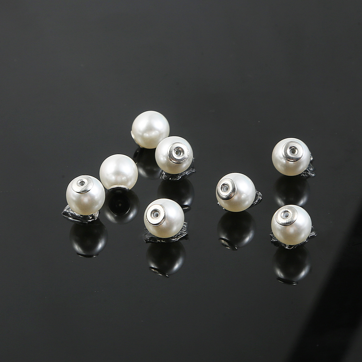 13,white,12mm,hold:1mm,（1 piece）