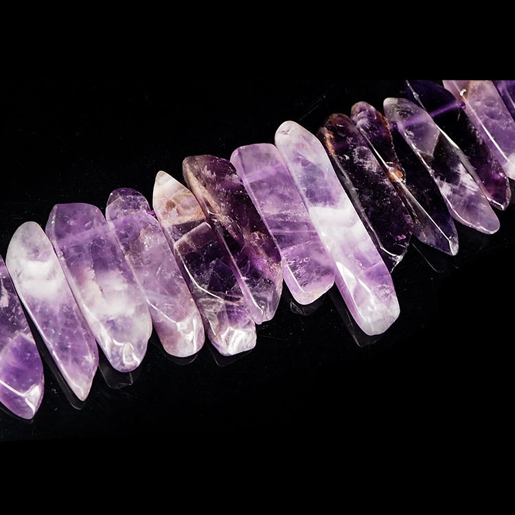 17 dunkle Amethyst