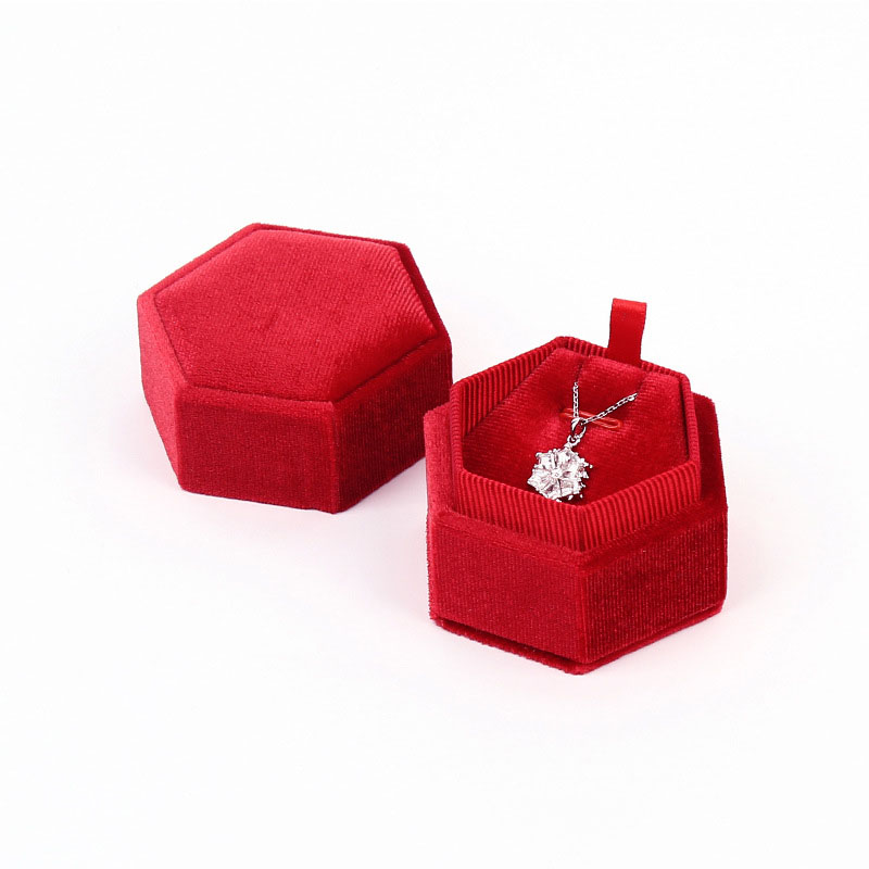 Red Pendant Box