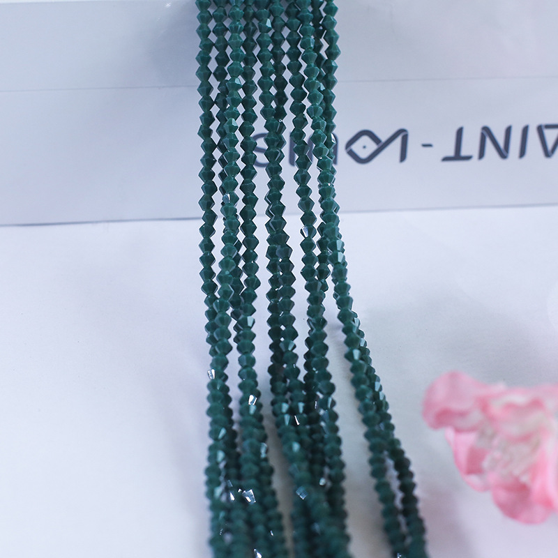 deep green 4MM About 105pcs/20strand