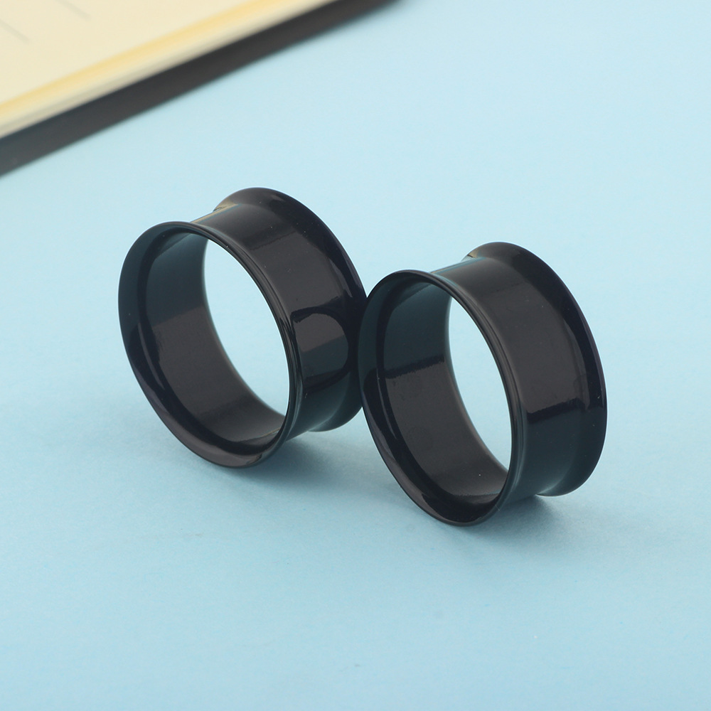 black 8mm