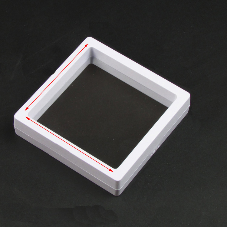 2:White suspension box 9X9CM (excluding base)