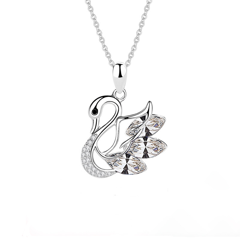 White diamond (pendant without chain)