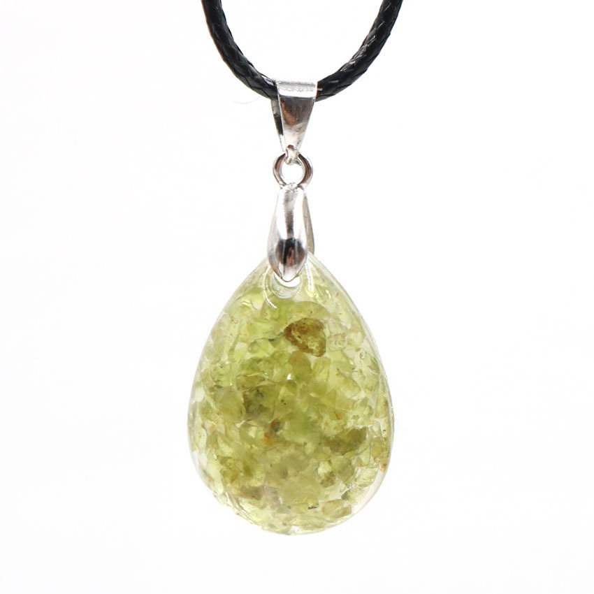 11 Peridot stone