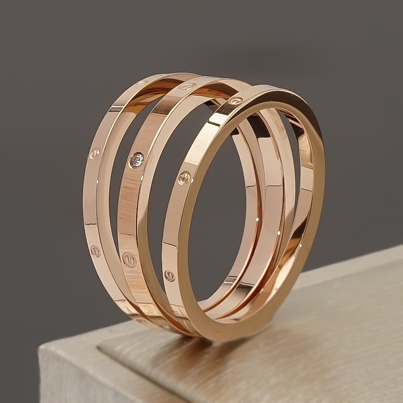 Three-in-one ring, American Code 8