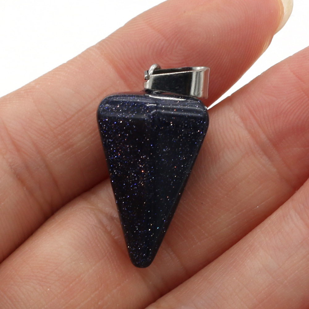 21:Blu Goldstone