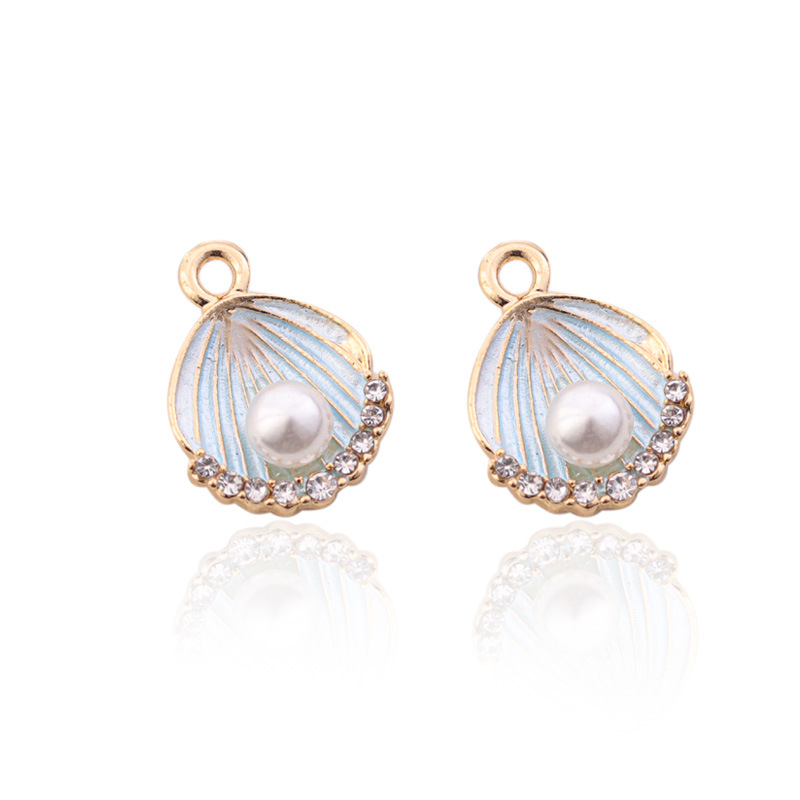 7:Pearl shells pale blue