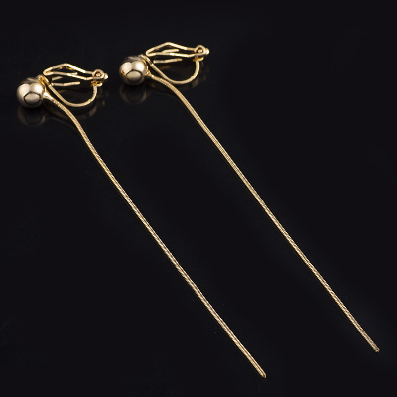 CClip-on earring, Golden