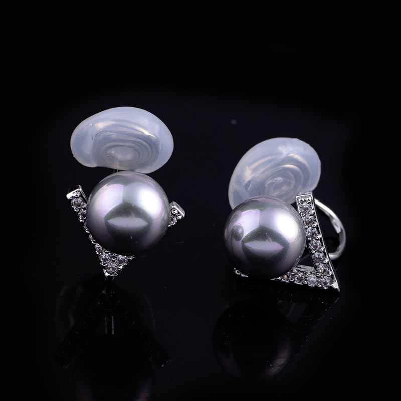 Clip-on earring with silicone spacer,. Grey Pearl