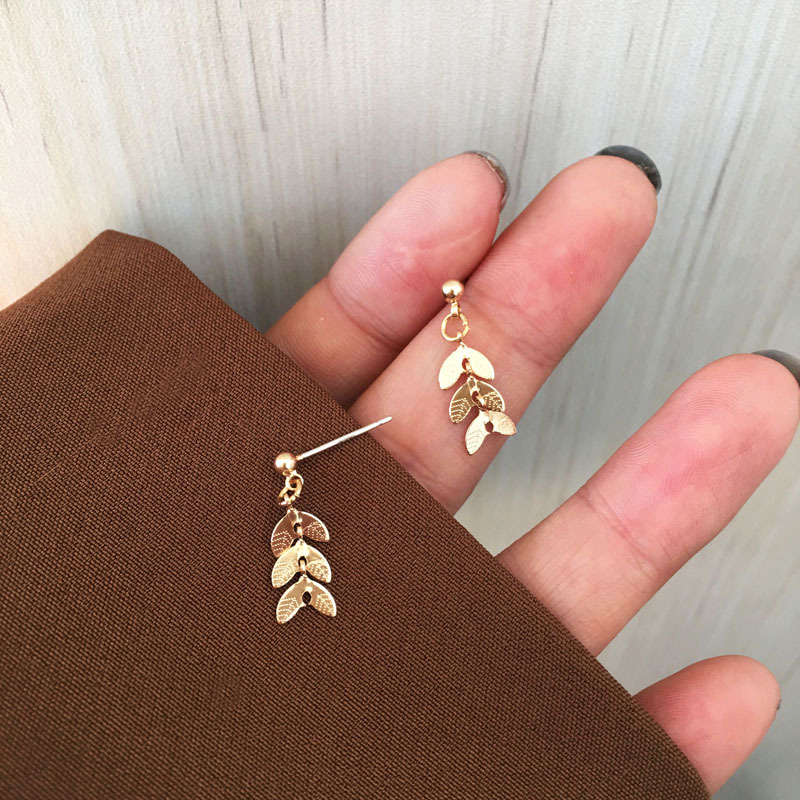 S925 silver earring pair