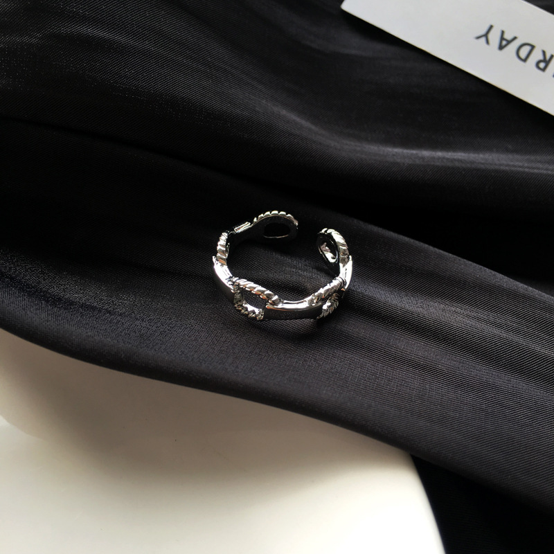 A silver ring