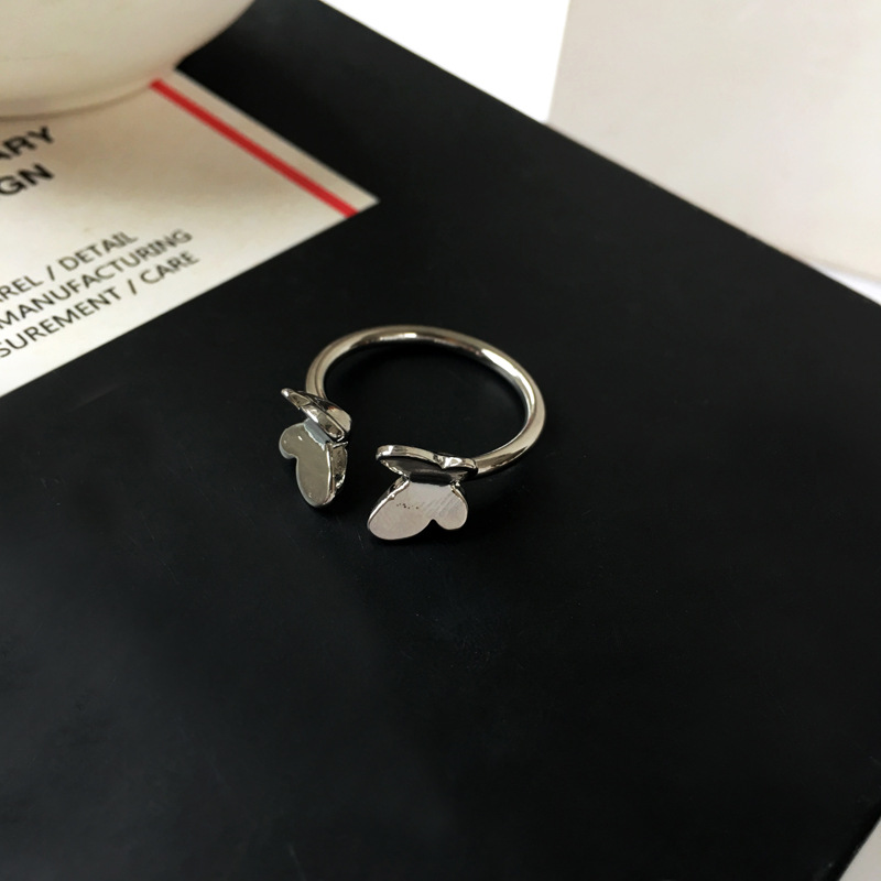 A silver ring